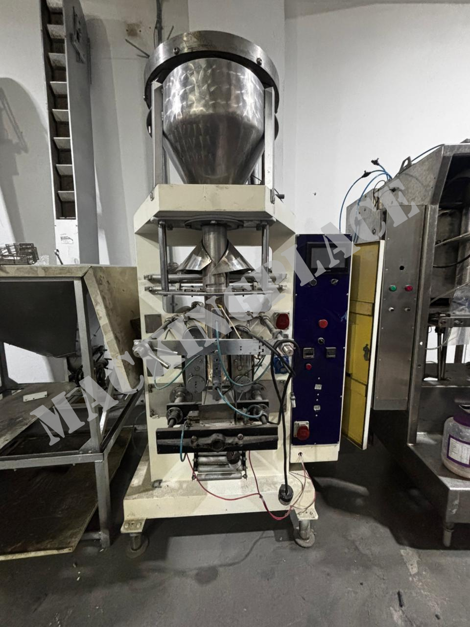 Empacadora de agua industrial para empaque r��pido, seguro y confiable