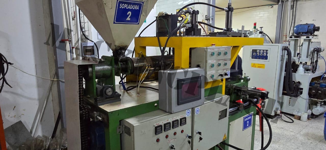 Sopladora de Polietileno - Nacional