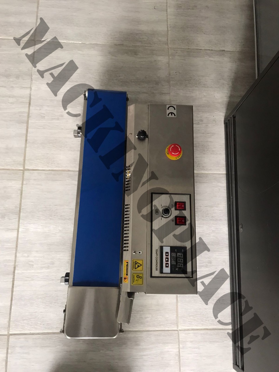 Miniatura de SELLADORA DE BANDA CONTINUA DBF-900W