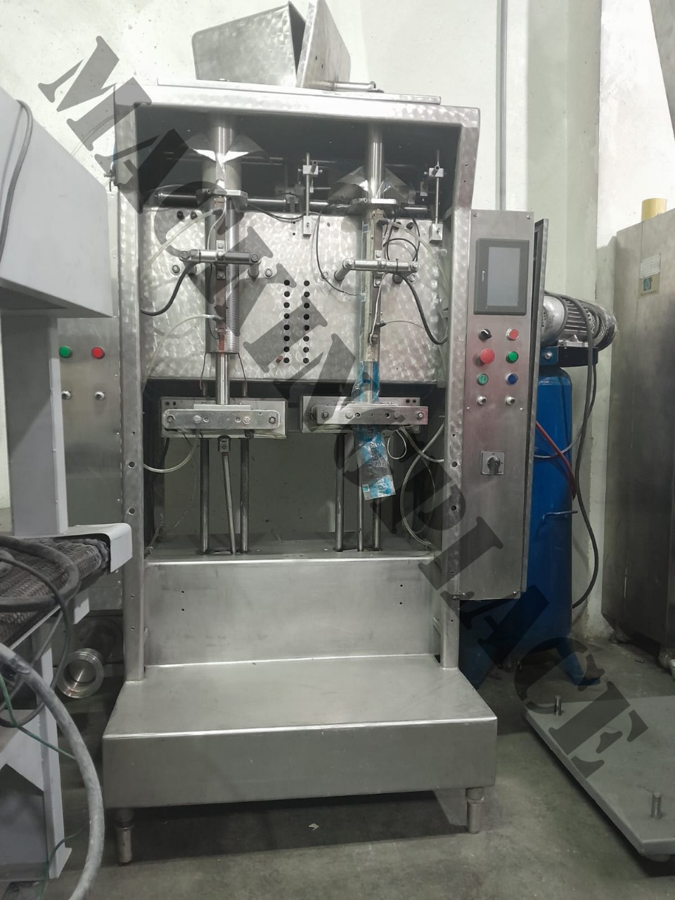 Miniatura de LLENADORA DE DOBLE CABEZAL